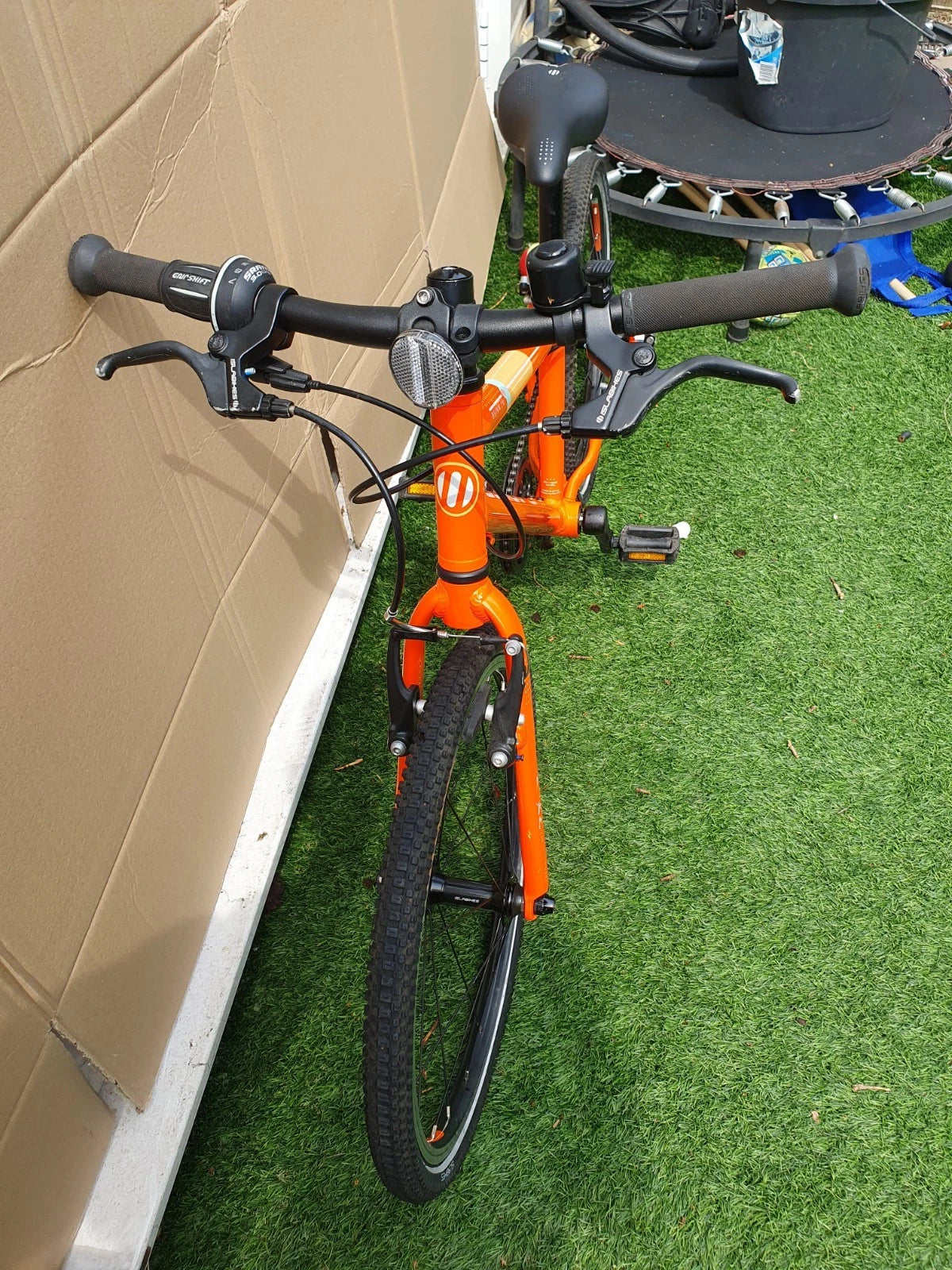 Islabike Beinn 20 Large Orange [Mint condition, 1 child use]