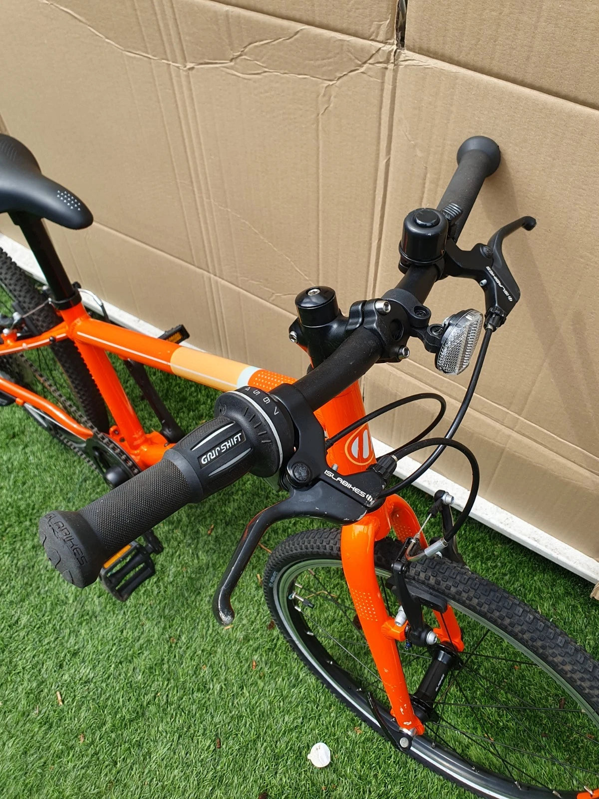 Islabike Beinn 20 Large Orange [Mint condition, 1 child use]