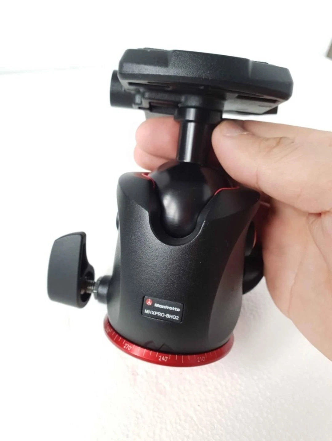 Manfrotto MHXPRO-BHQ2 Ball Head with Top Lock Plate